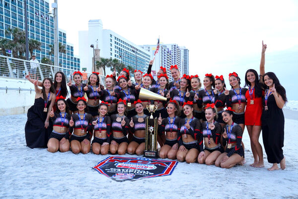 Club Sports - Cheerleading image number null
